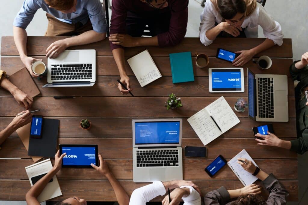 Freelance vs agenzia
